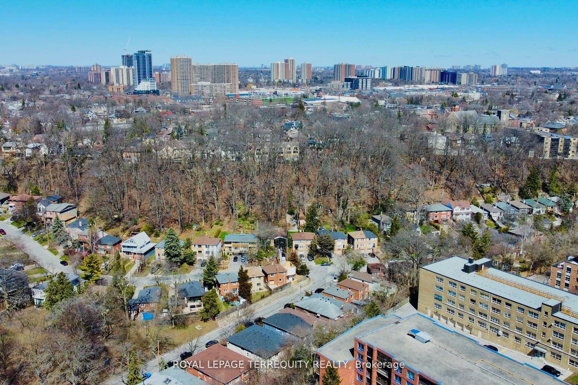 Main-29 Love Crescent, Toronto, ON