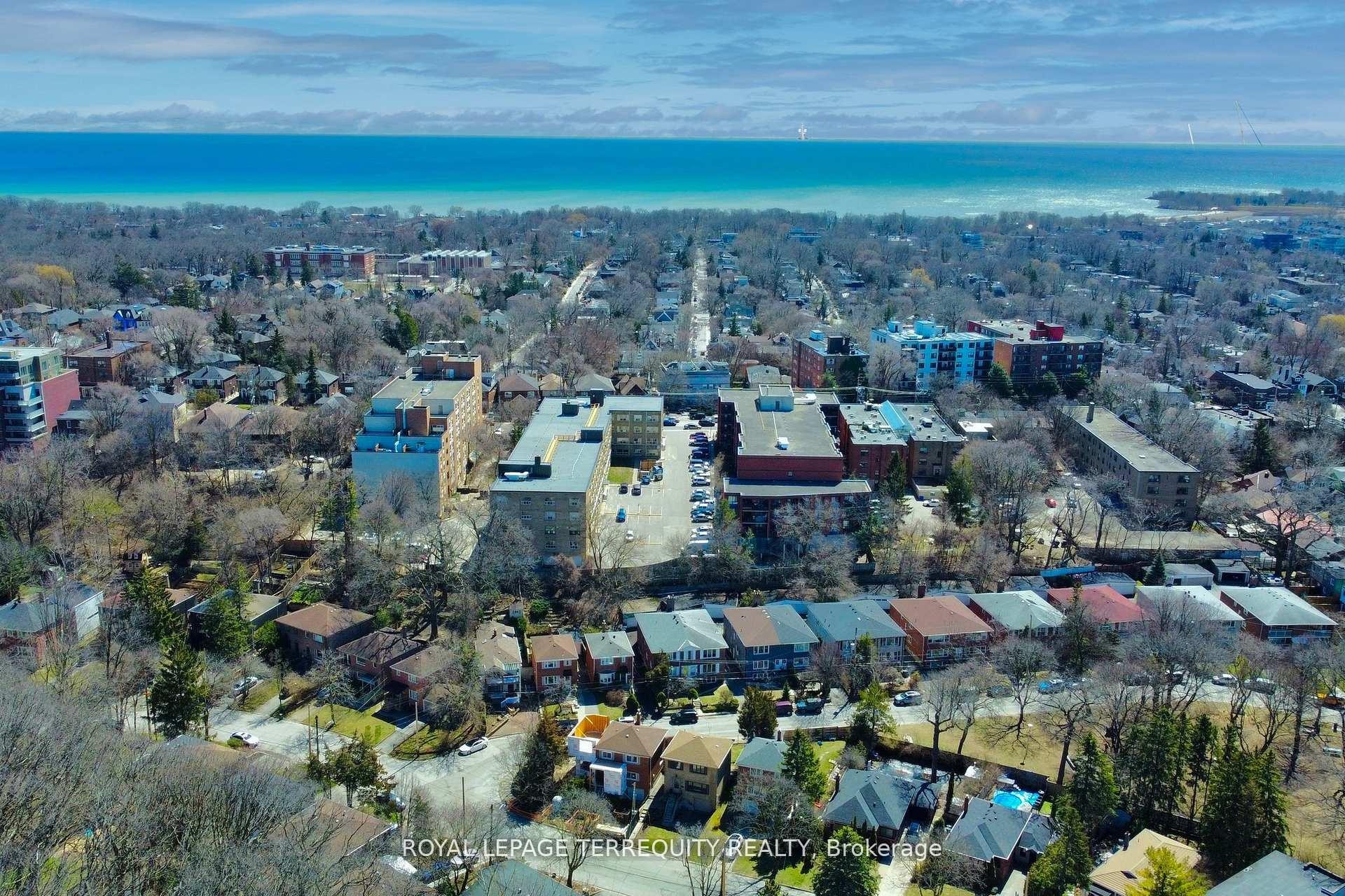 Main-29 Love Crescent, Toronto, ON