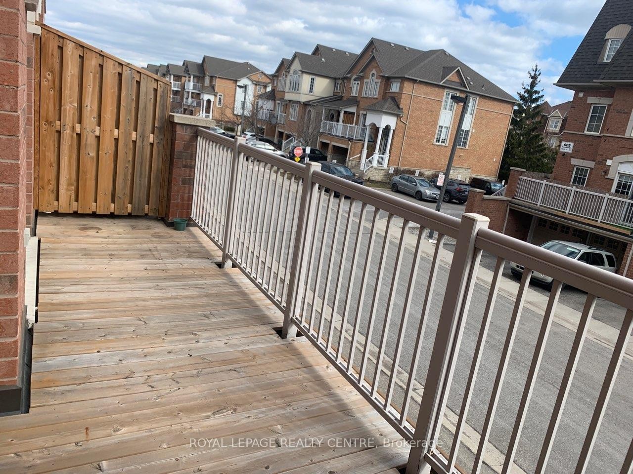 134-601 Shoreline Drive, Mississauga, ON - Outdoor With Balcony With Exterior