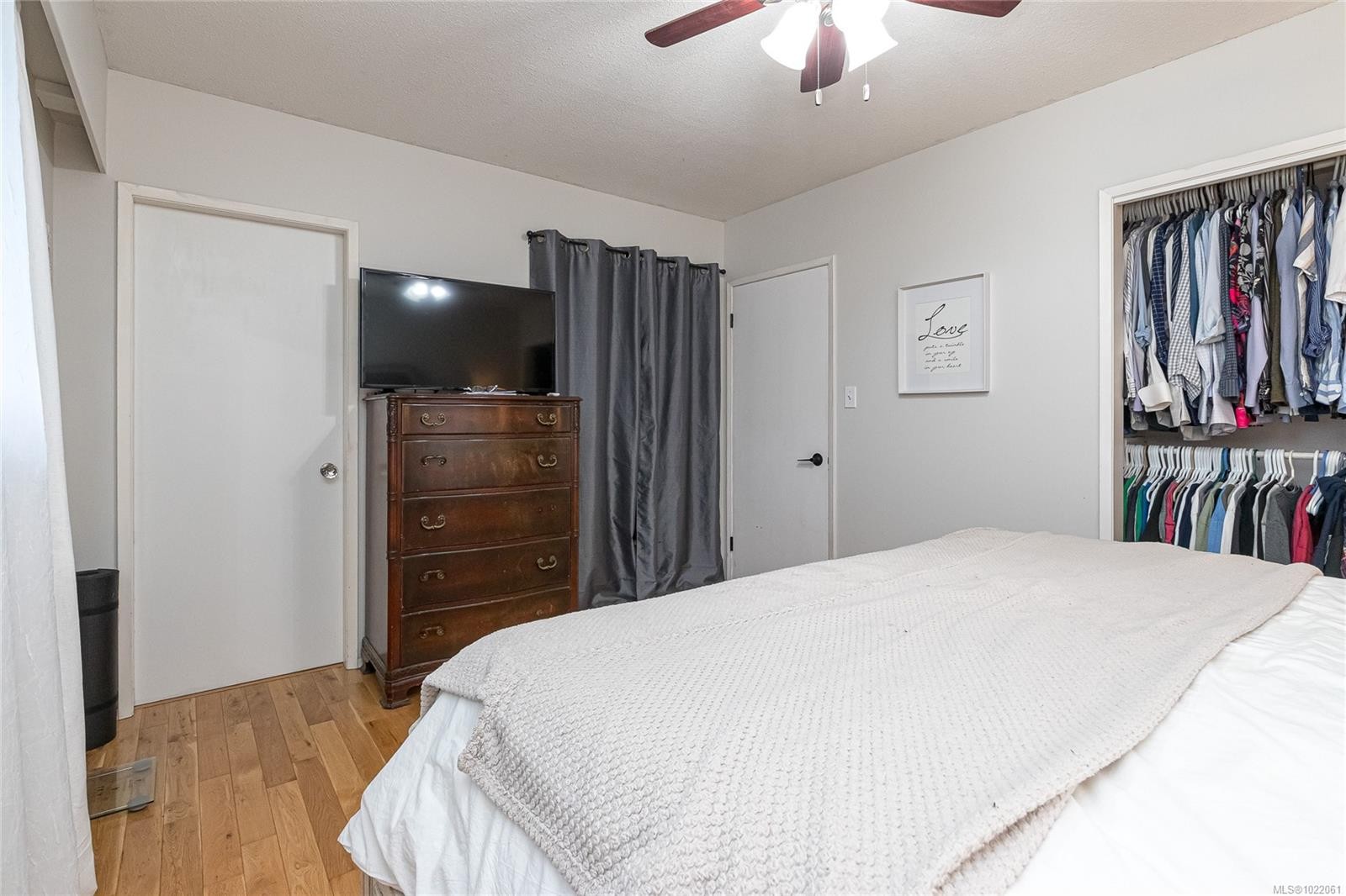 7227 Seabrook Rd, Central Saanich, BC