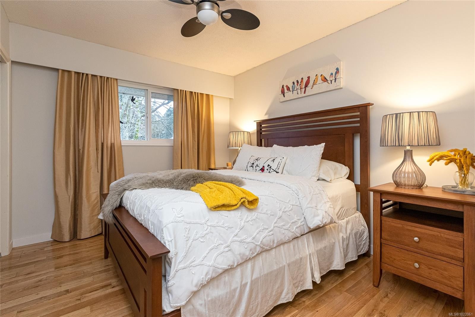 7227 Seabrook Rd, Central Saanich, BC