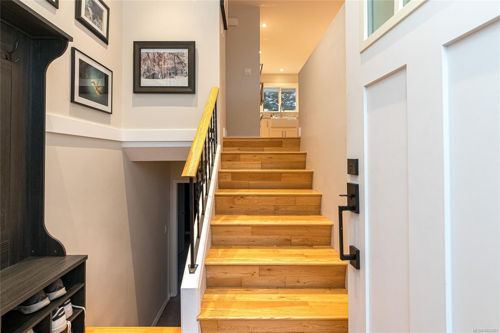 7227 Seabrook Rd, Central Saanich, BC