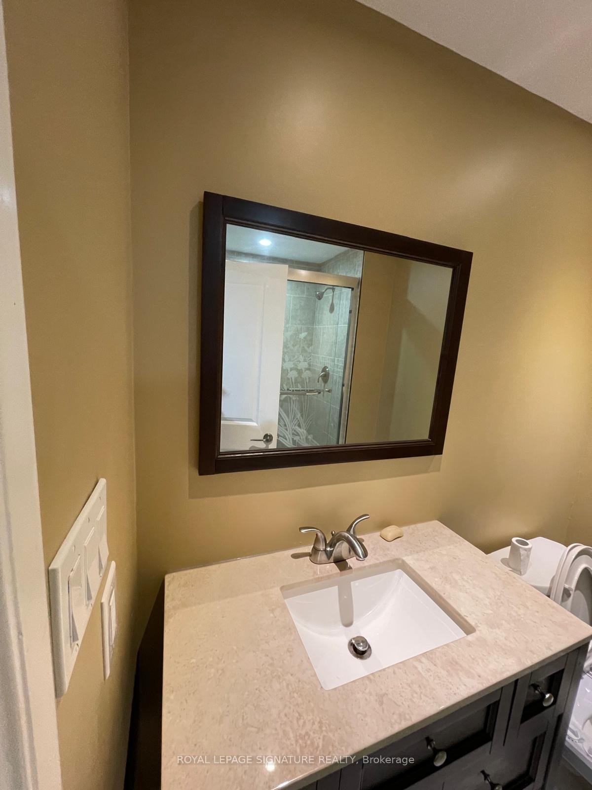Bsmt-5 Mountain Ridge Road, Brampton, ON - Indoor Photo Showing Bathroom