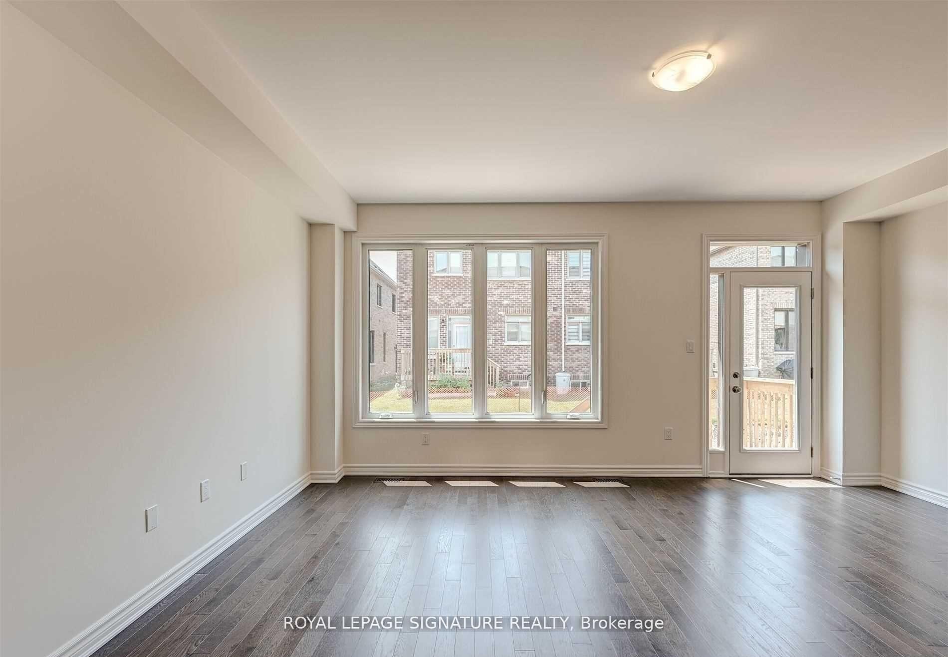 1183 Restivo Lane, Milton, ON - Indoor Photo Showing Other Room