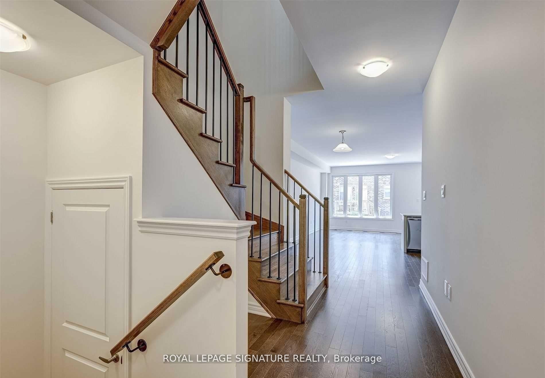 1183 Restivo Lane, Milton, ON - Indoor Photo Showing Other Room