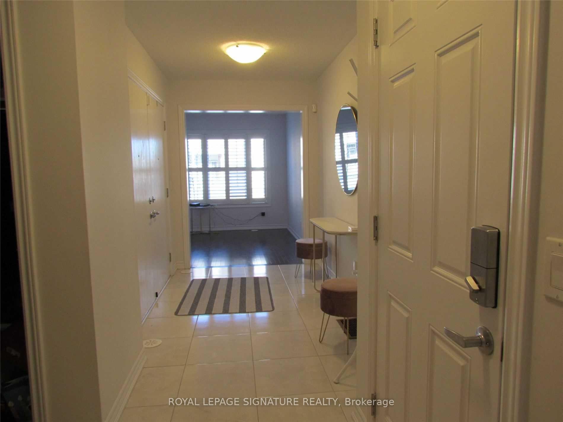 434 Athabasca Common, Oakville, ON - Indoor Photo Showing Other Room