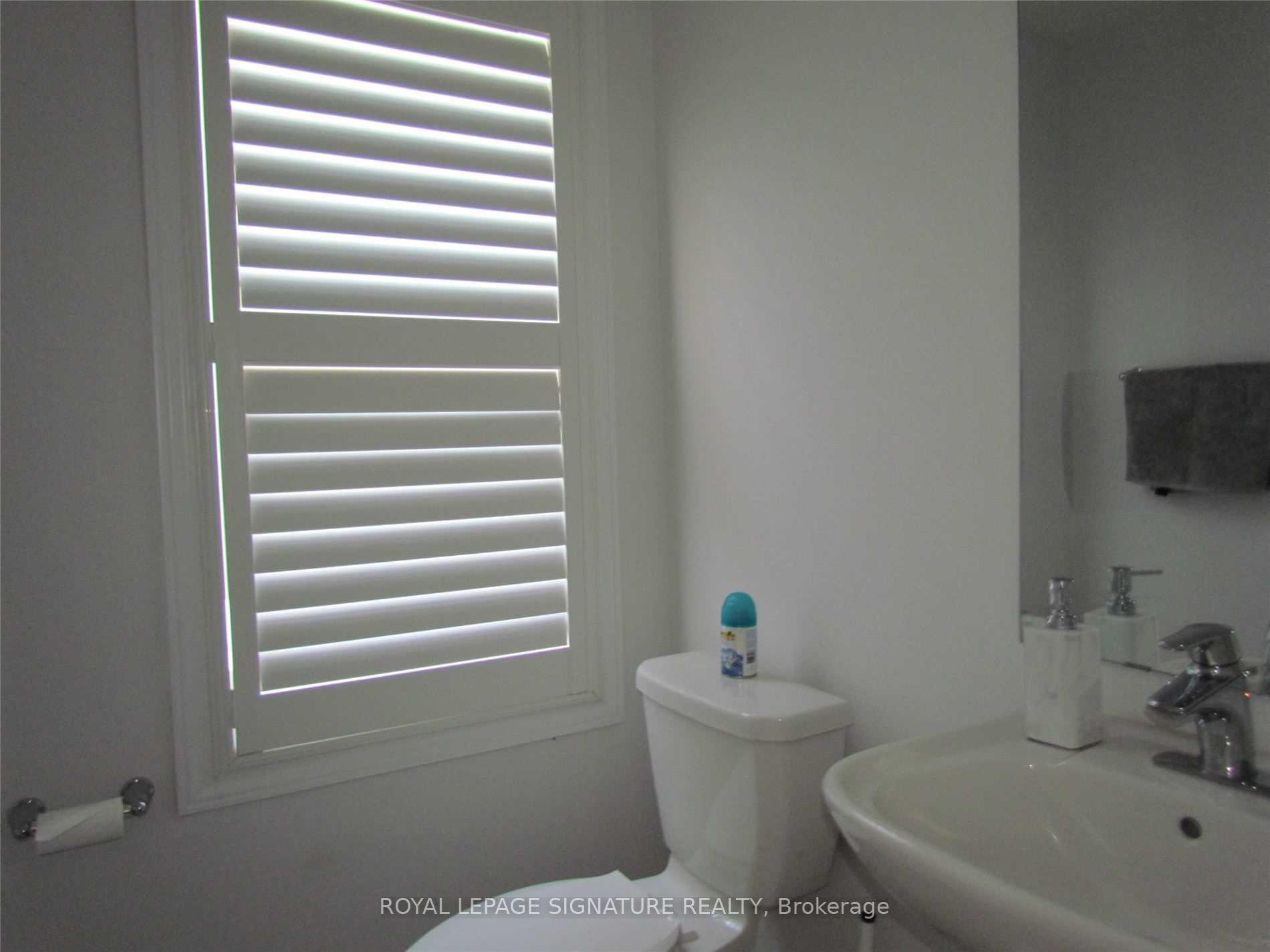 434 Athabasca Common, Oakville, ON - Indoor Photo Showing Bathroom