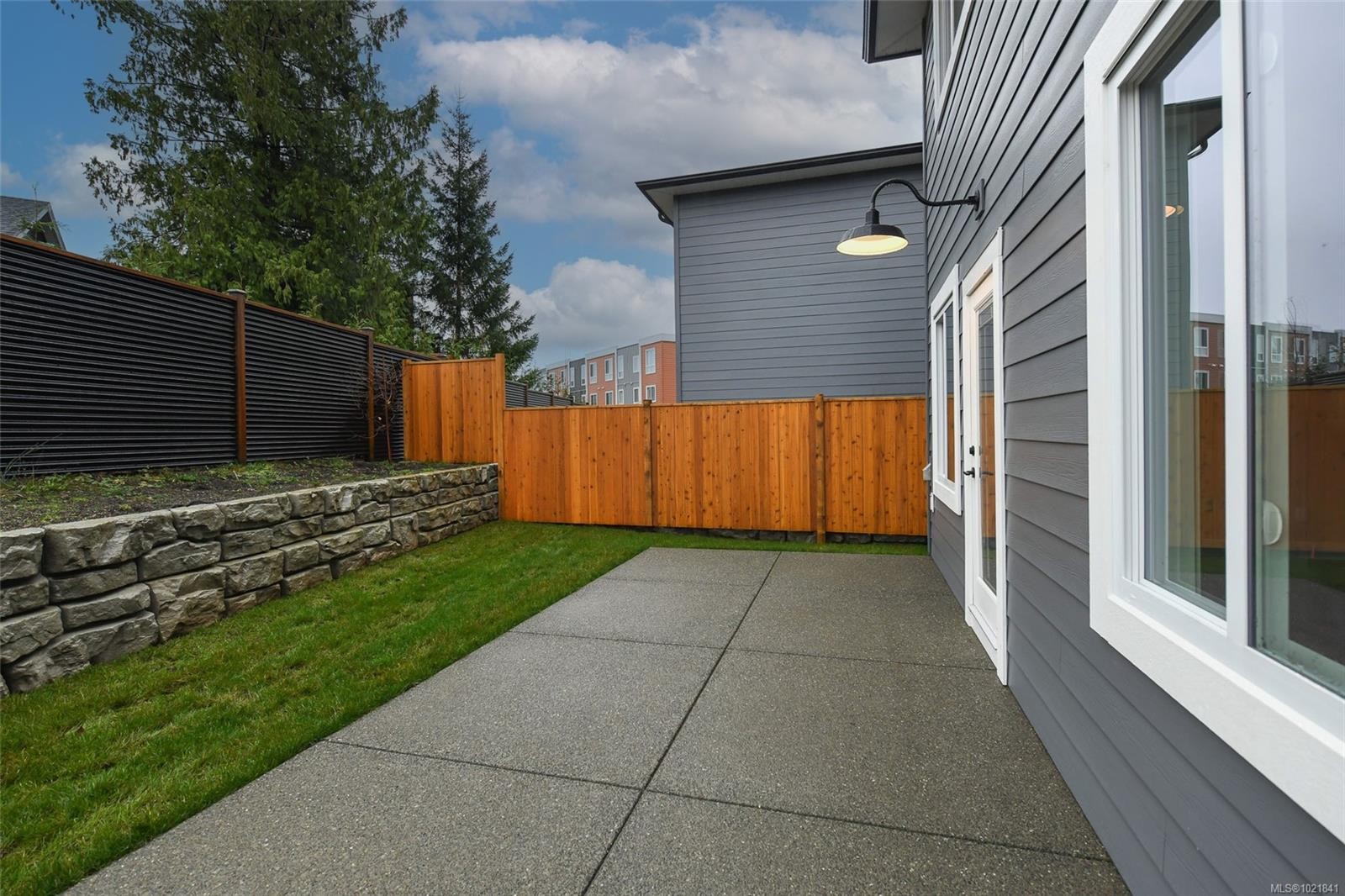 B-2317 Mcdonald Rd, Comox, BC - Outdoor With Exterior