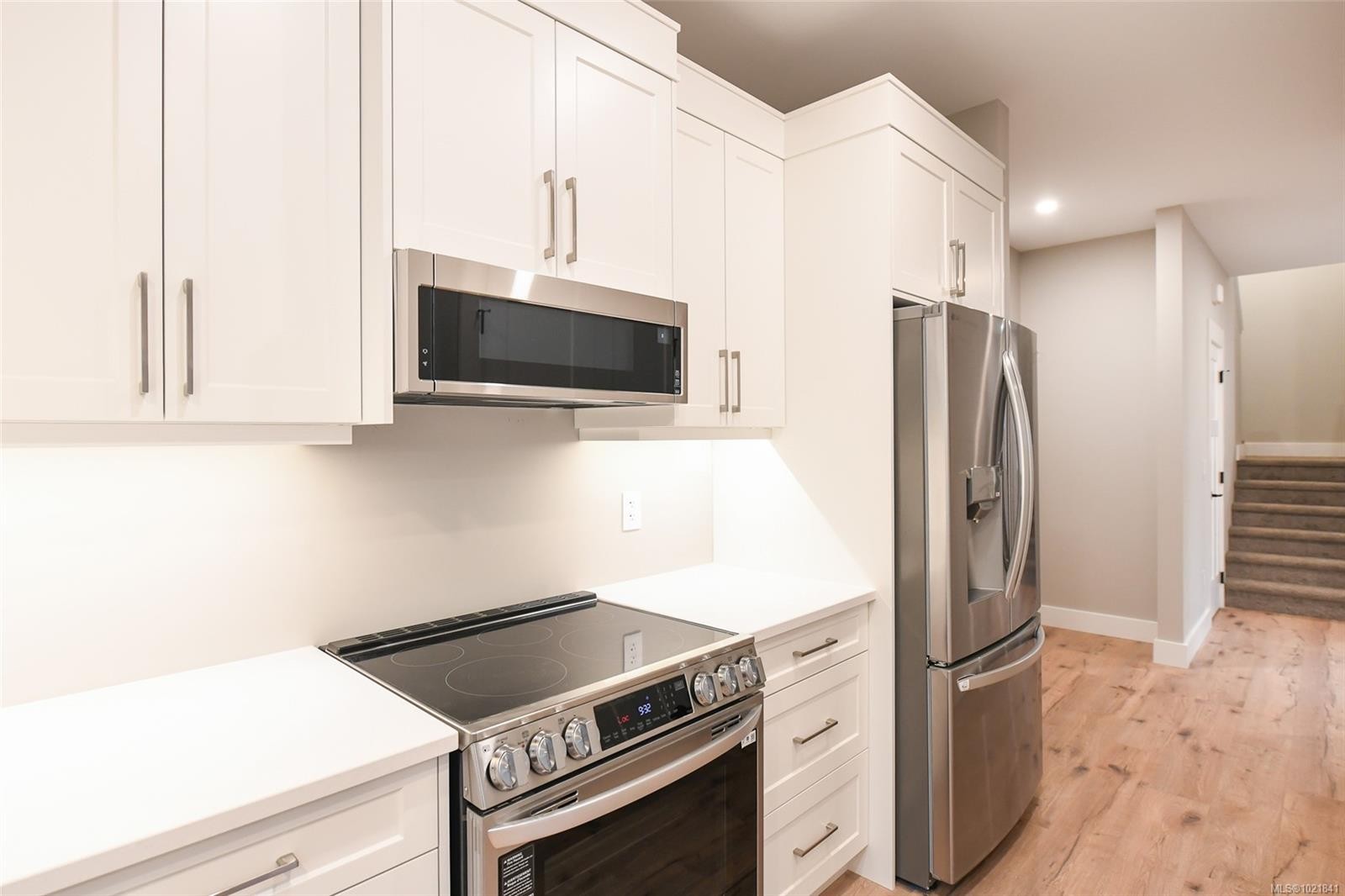 B-2317 Mcdonald Rd, Comox, BC - Indoor Photo Showing Kitchen