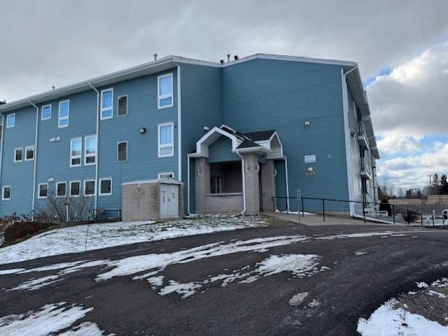 401 800 Gordon Street, Thunder Bay, ON - Outdoor With Facade