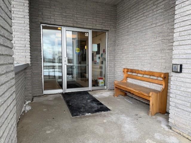 401 800 Gordon Street, Thunder Bay, ON - Outdoor With Exterior