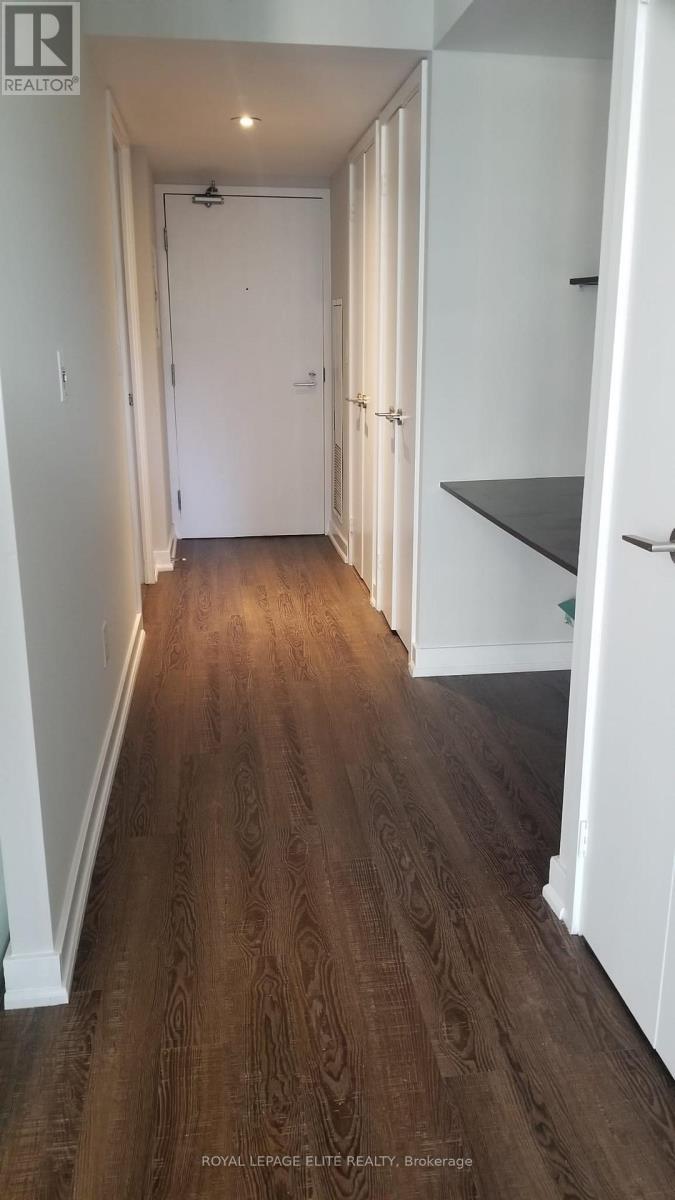 110 Charles Street E, Toronto, ON - Indoor Photo Showing Other Room