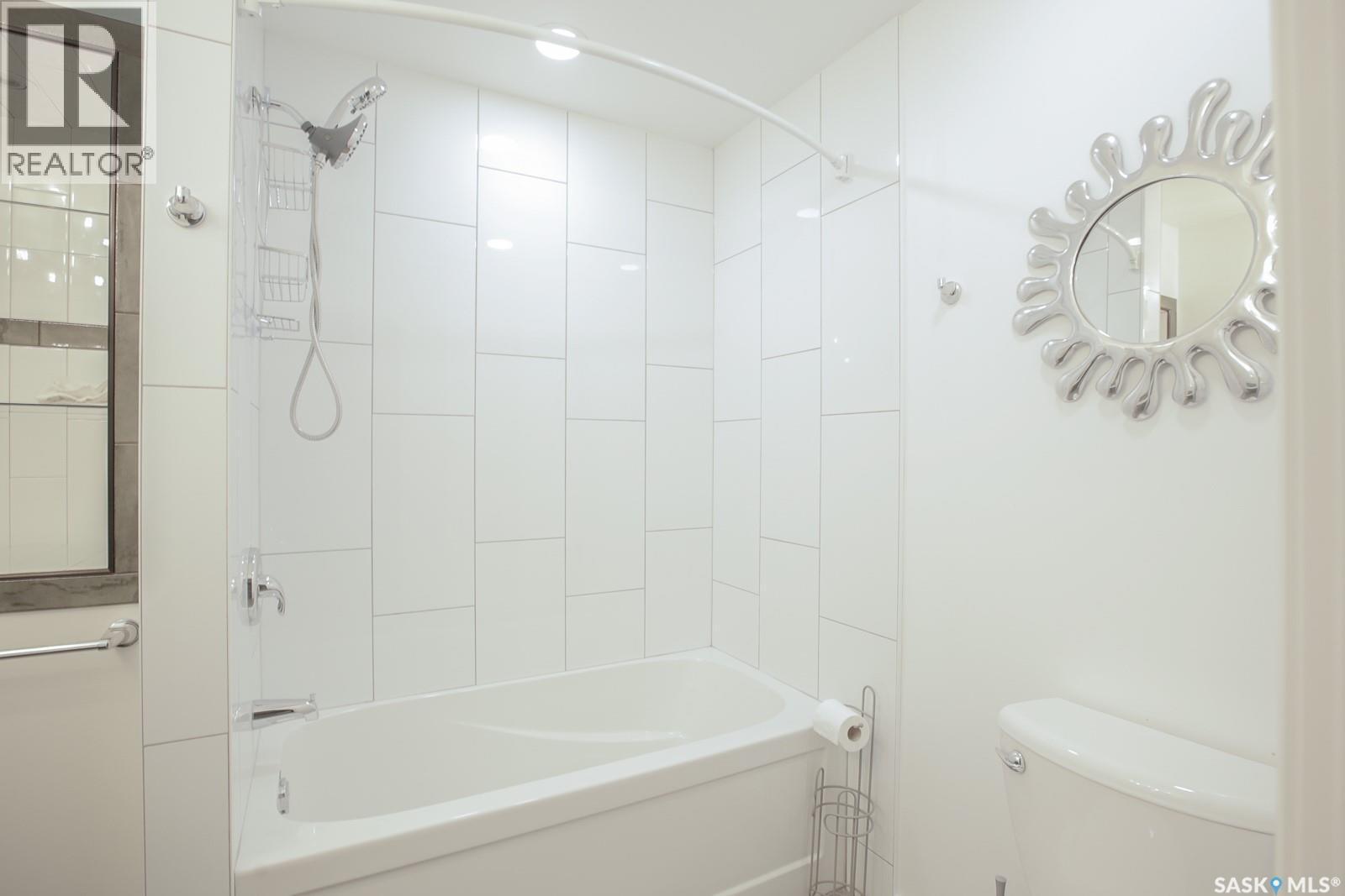2 Lakeview Lane, Katepwa Beach, SK - Indoor Photo Showing Bathroom