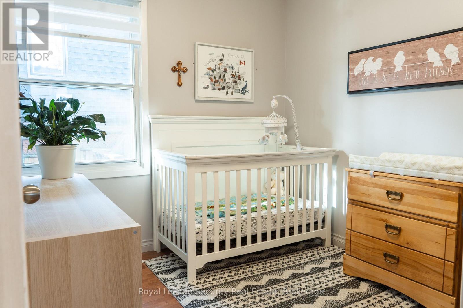 3248 Silverado Drive, Mississauga, ON - Indoor Photo Showing Bedroom