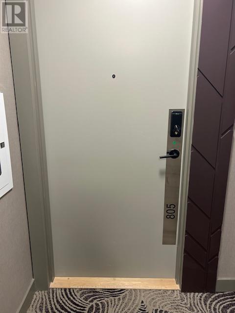 805 - 5105 Hurontario Street, Mississauga, ON - Indoor