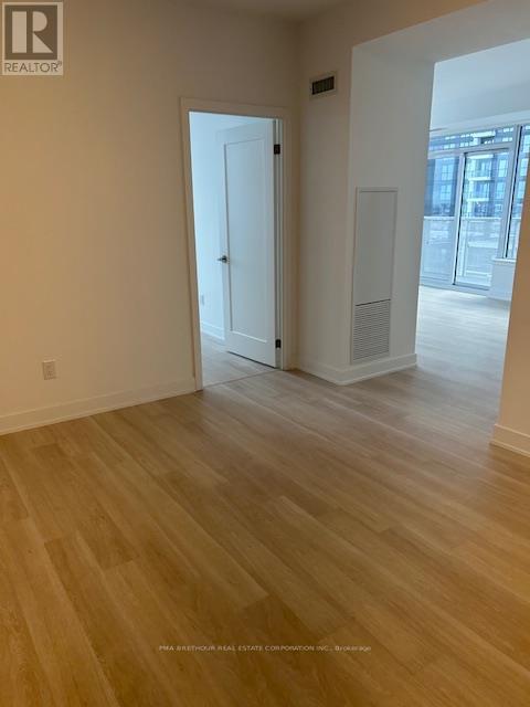 805 - 5105 Hurontario Street, Mississauga, ON - Indoor Photo Showing Other Room