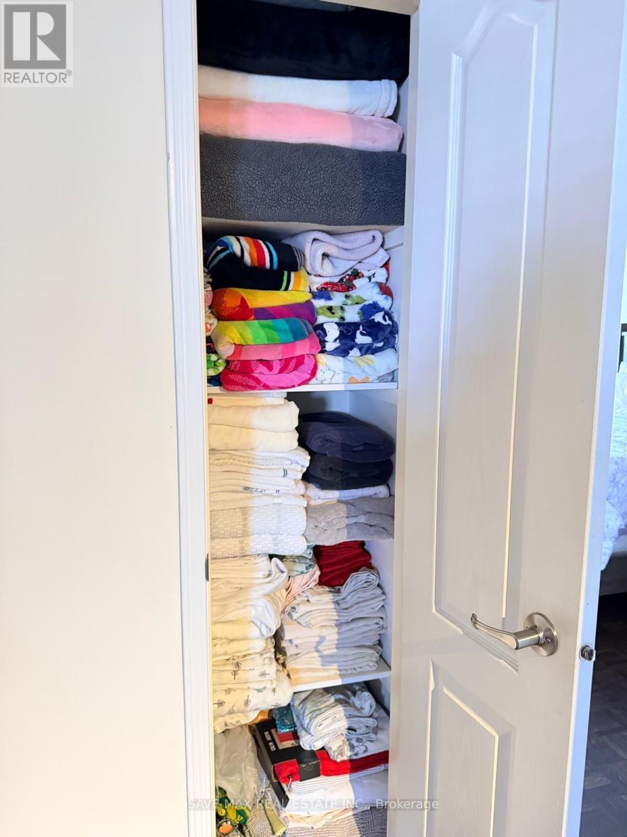 234 Waterbury Street, Caledon, ON - Indoor Photo Showing Other Room