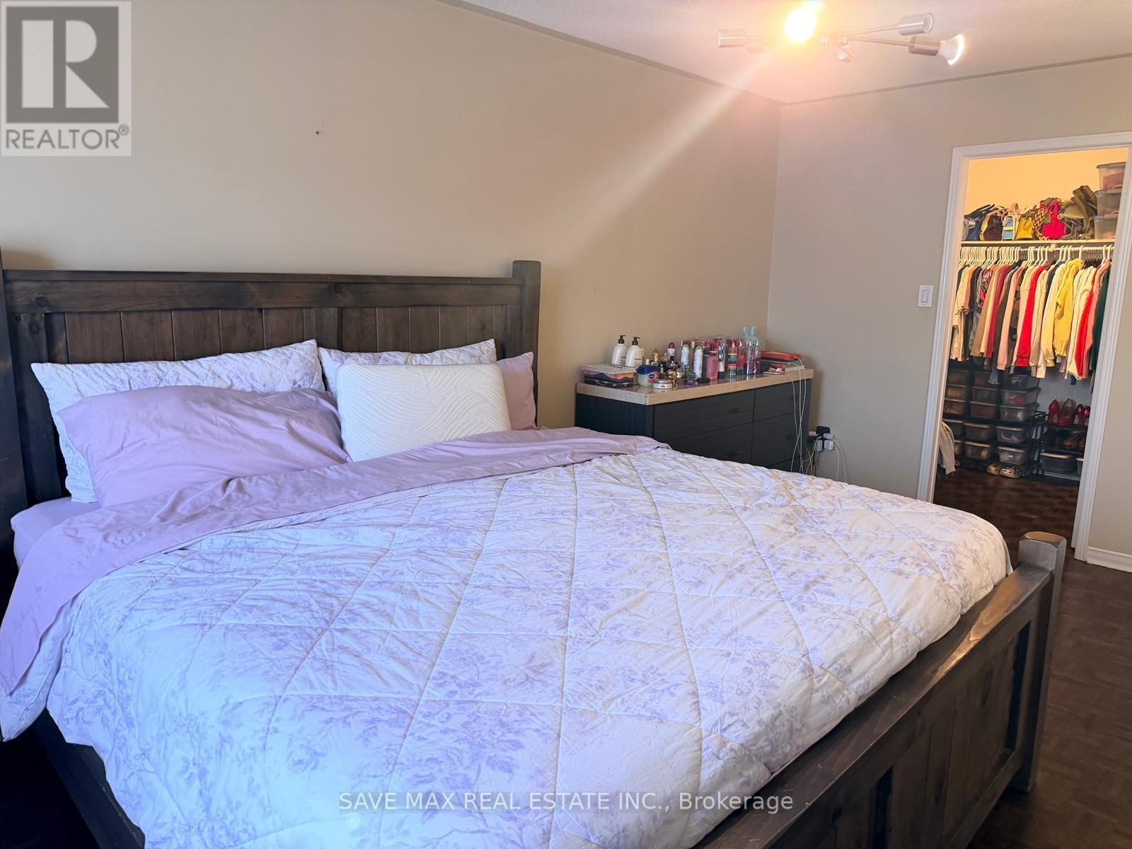 234 Waterbury Street, Caledon, ON - Indoor Photo Showing Bedroom