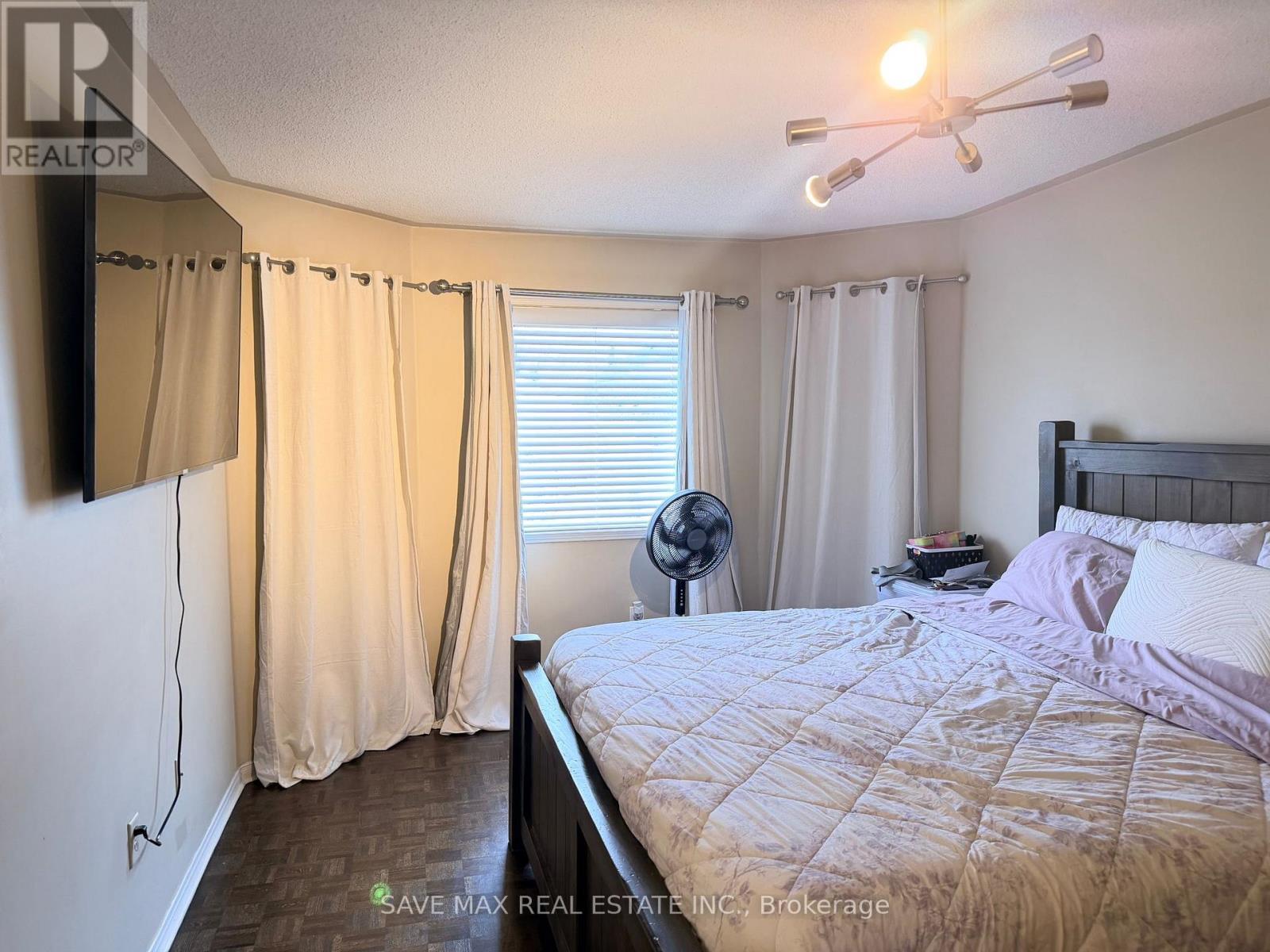 234 Waterbury Street, Caledon, ON - Indoor Photo Showing Bedroom
