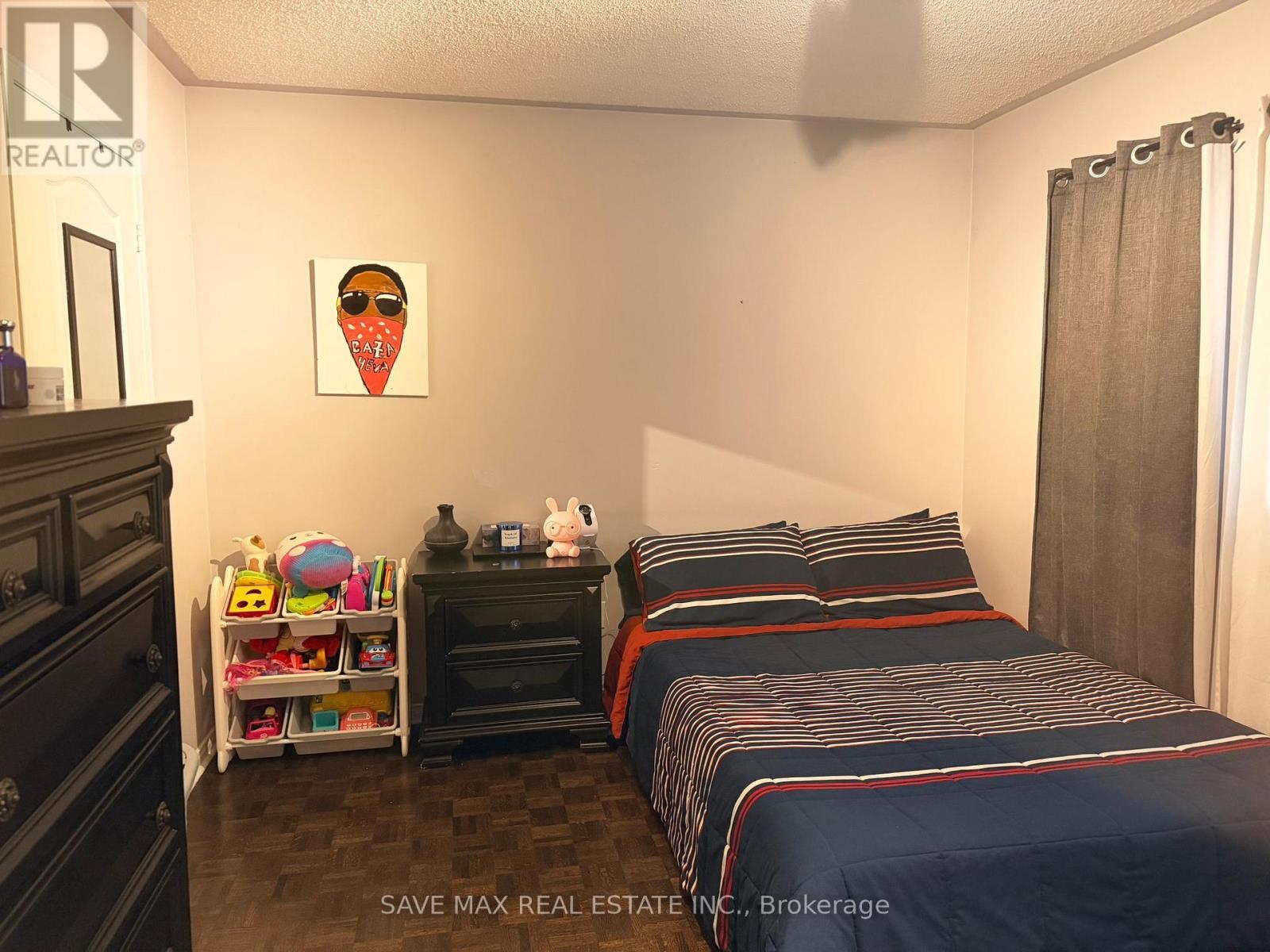 234 Waterbury Street, Caledon, ON - Indoor Photo Showing Bedroom