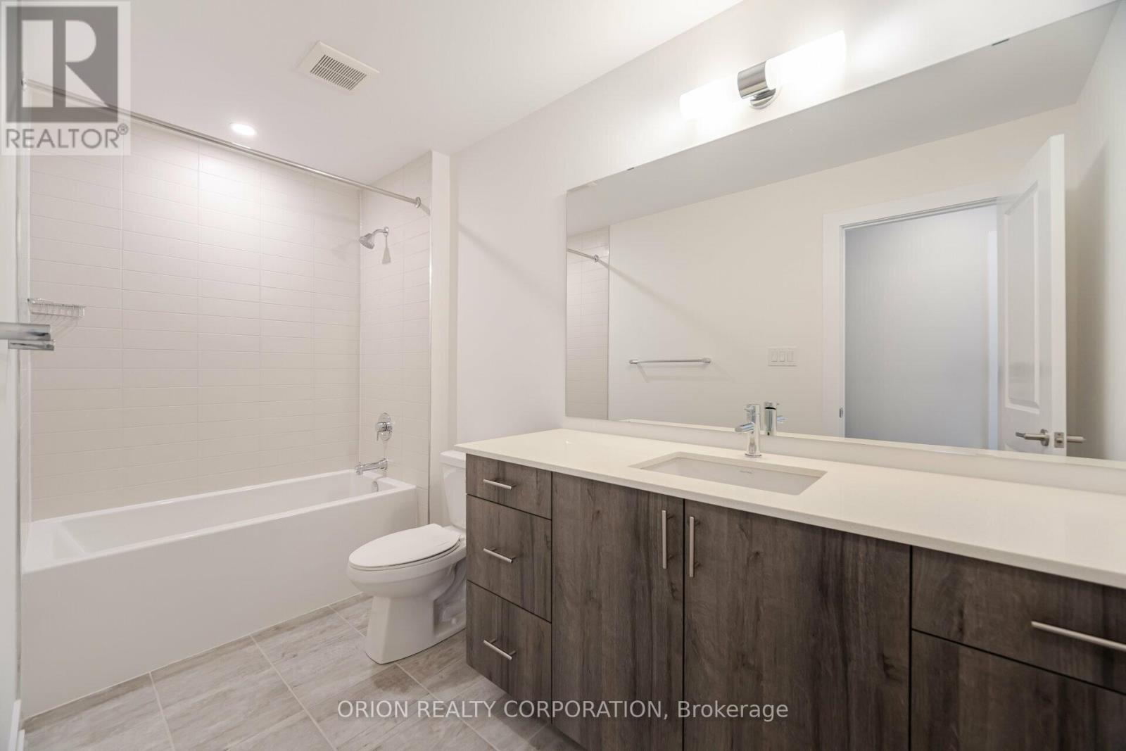 21 - 2273 Turnberry Road, Burlington, ON - Indoor Photo Showing Bathroom