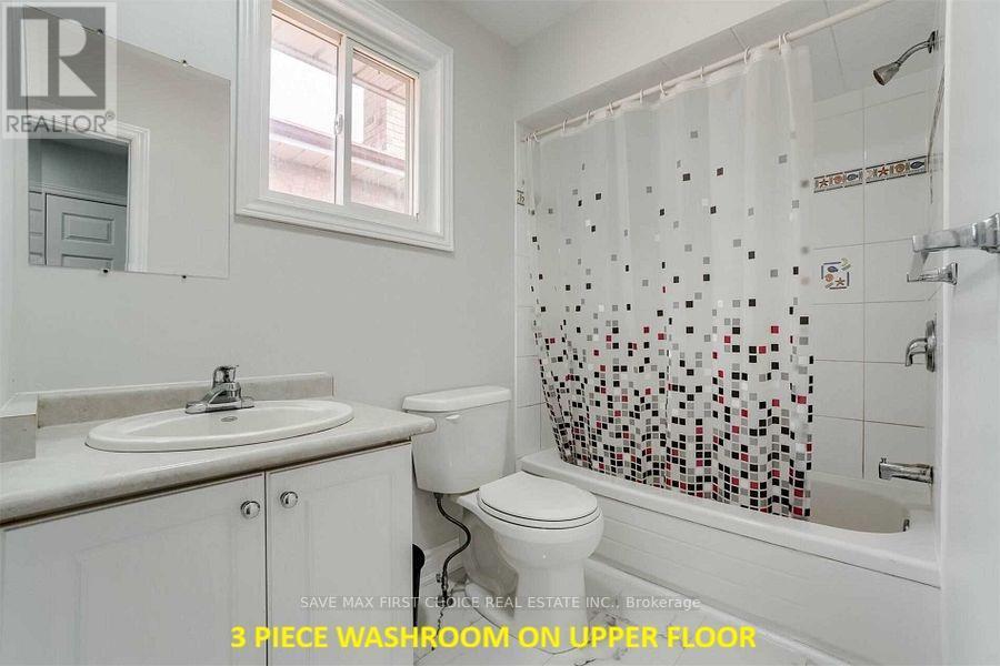 6 Wildercroft Avenue, Brampton, ON - Indoor Photo Showing Bathroom