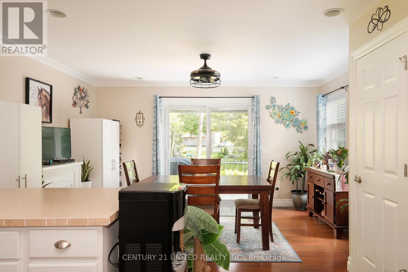 4 Rollies Bay Road E, Curve Lake First Nation 35 (Curve Lake First Nation), ON - Indoor Photo Showing Dining Room
