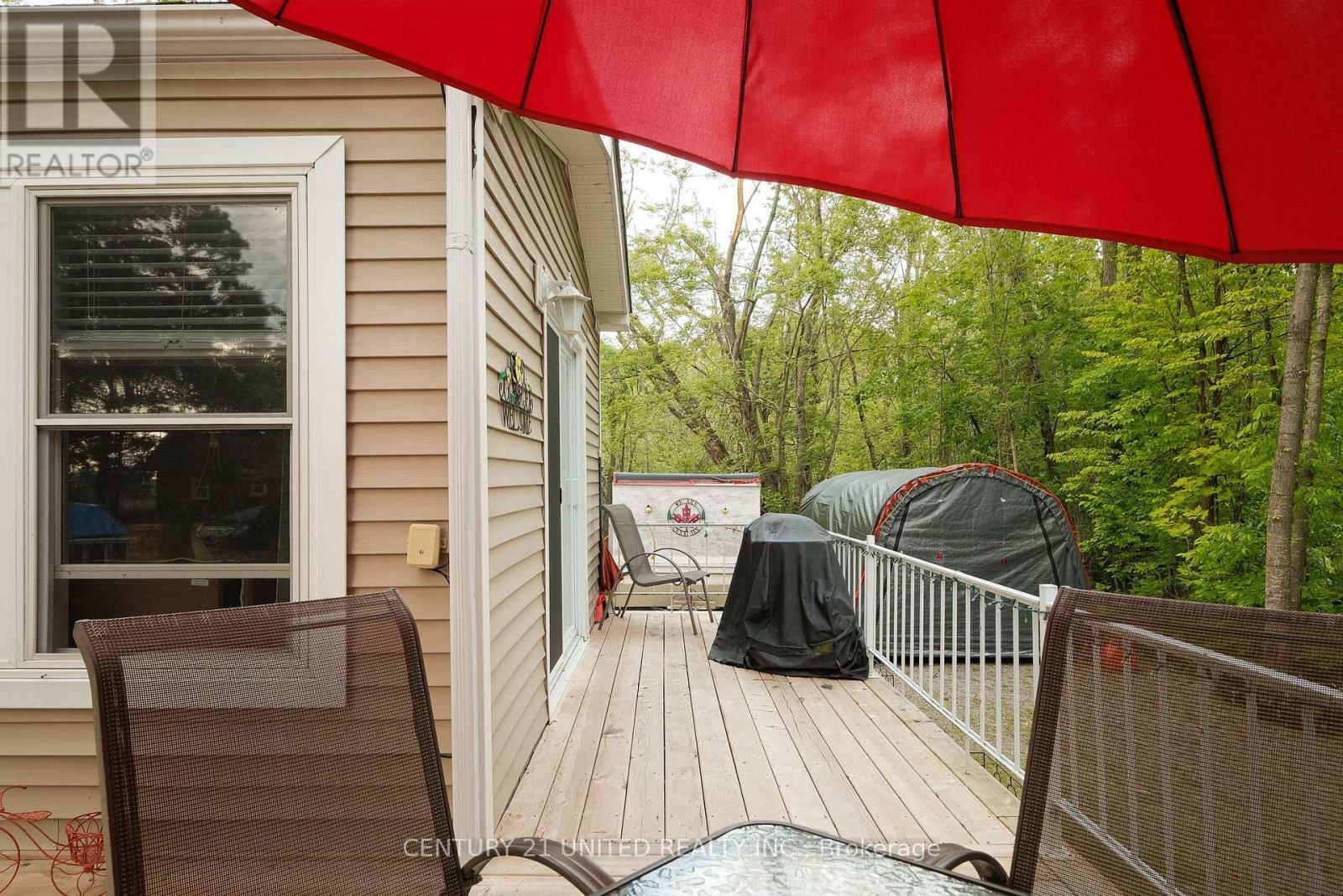 4 Rollies Bay Road E, Curve Lake First Nation 35 (Curve Lake First Nation), ON - Outdoor With Deck Patio Veranda With Exterior