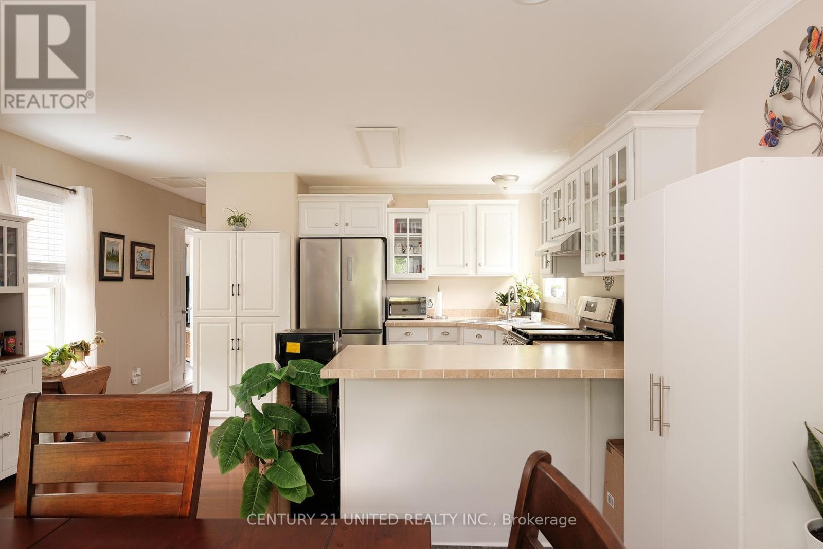 4 Rollies Bay Road E, Curve Lake First Nation 35 (Curve Lake First Nation), ON - Indoor Photo Showing Kitchen