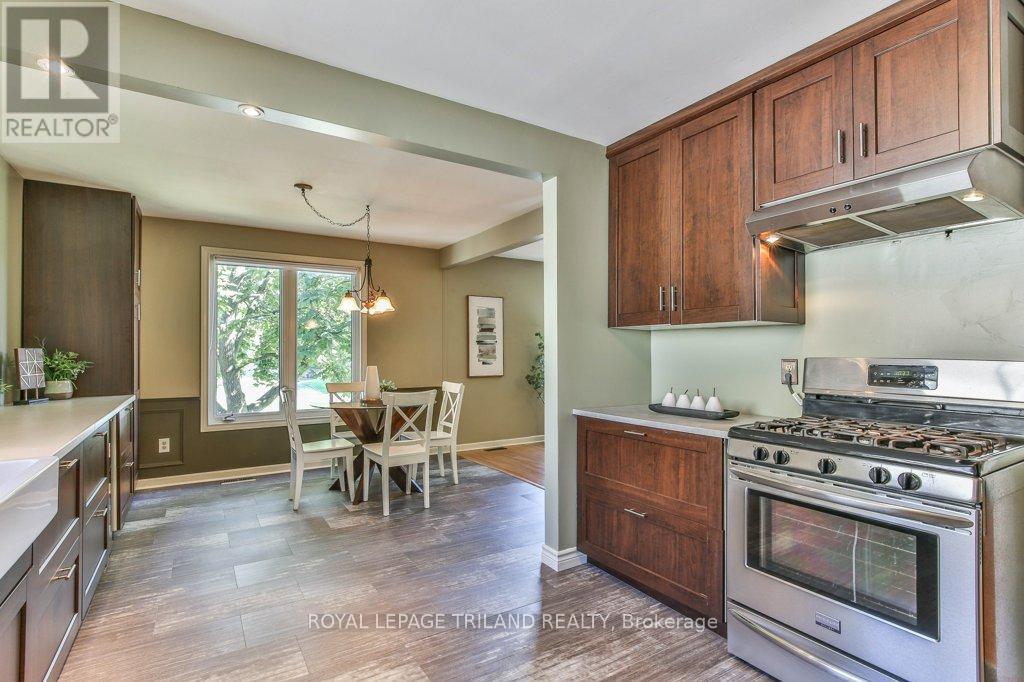 41 Fox Mill Court, London South (South N), ON - Indoor Photo Showing Kitchen