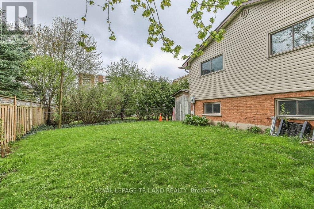 41 Fox Mill Court, London South (South N), ON - Outdoor