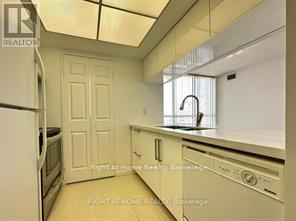 1210 - 285 Enfield Place, Mississauga (City Centre), ON - Indoor