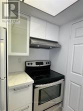 1210 - 285 Enfield Place, Mississauga (City Centre), ON - Indoor Photo Showing Kitchen