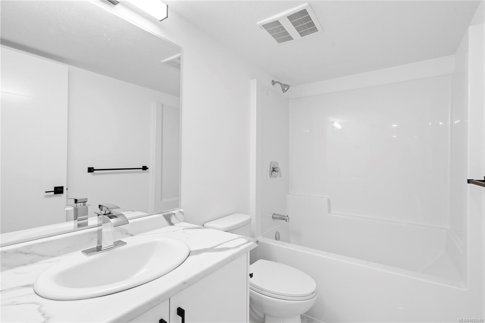 631 Eighth St, Nanaimo, BC