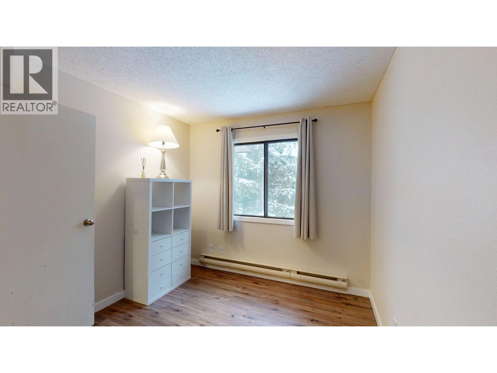 1802 Alpine Drive Unit# 302B, Elkford, BC - Indoor Photo Showing Other Room