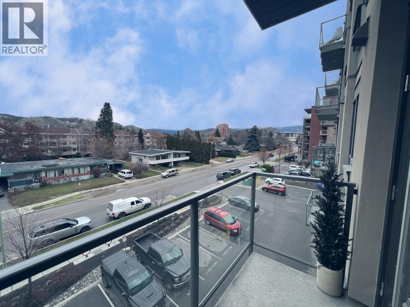 View Knox Mountain - 925 Leon Avenue Unit# 407, Kelowna, BC - Outdoor With Balcony With View