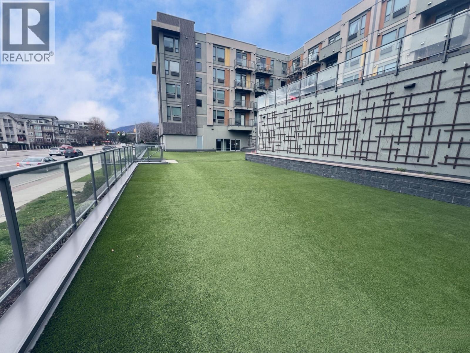 Artificial Turf - 925 Leon Avenue Unit# 407, Kelowna, BC - Outdoor With Balcony