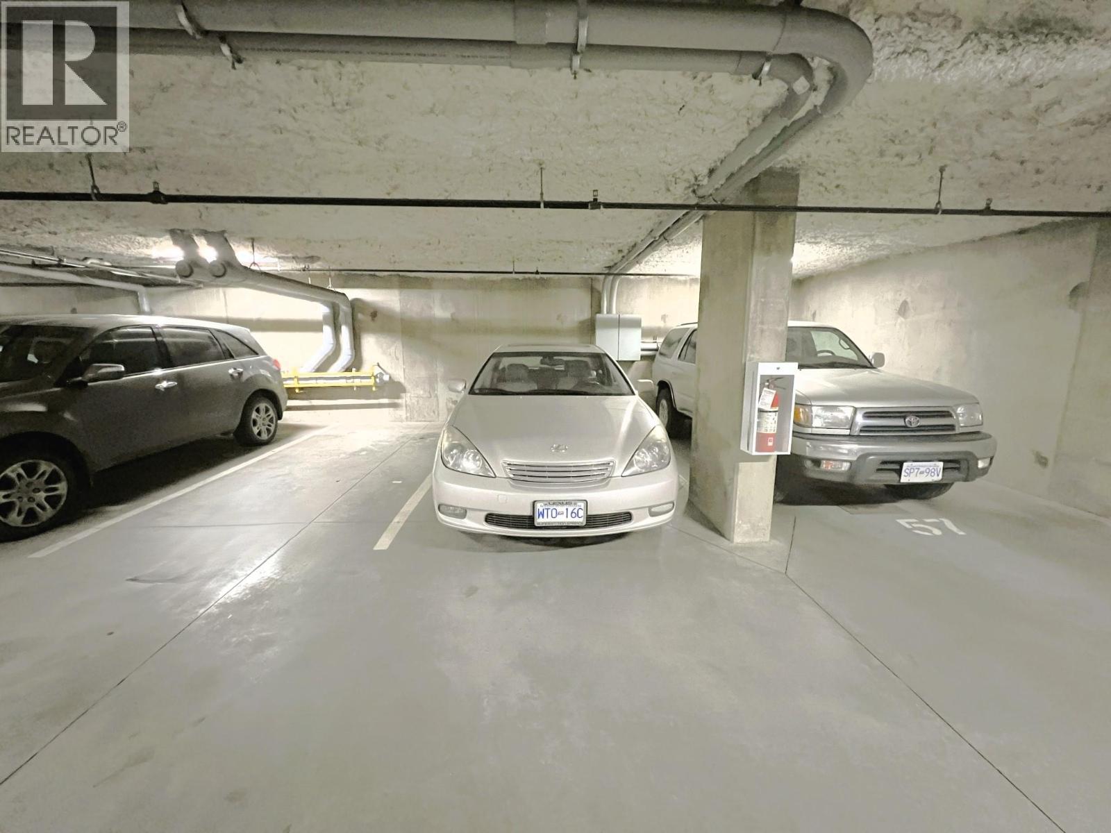 Parking Stall #58 - 925 Leon Avenue Unit# 407, Kelowna, BC - Indoor Photo Showing Garage