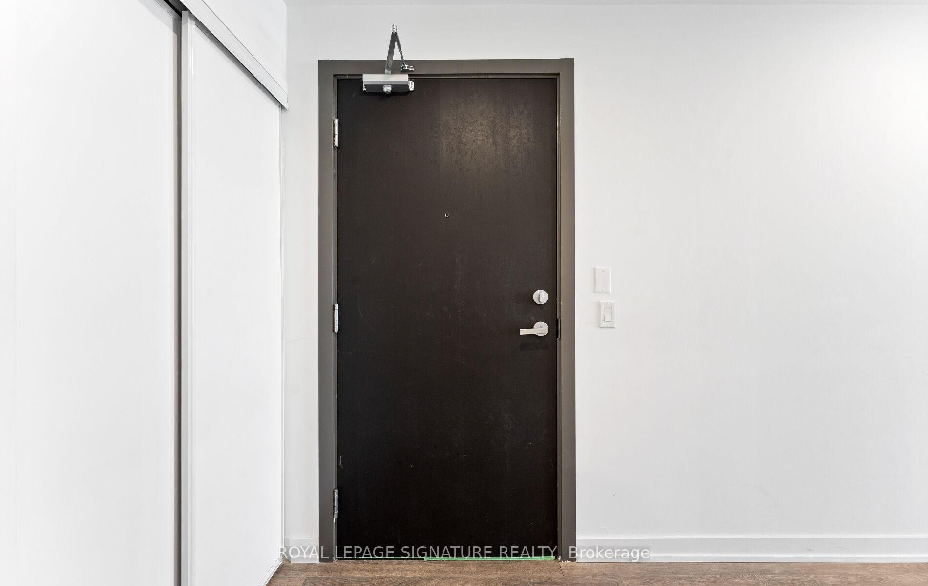 408-1 Cardiff Road, Toronto, ON - Indoor Photo Showing Other Room