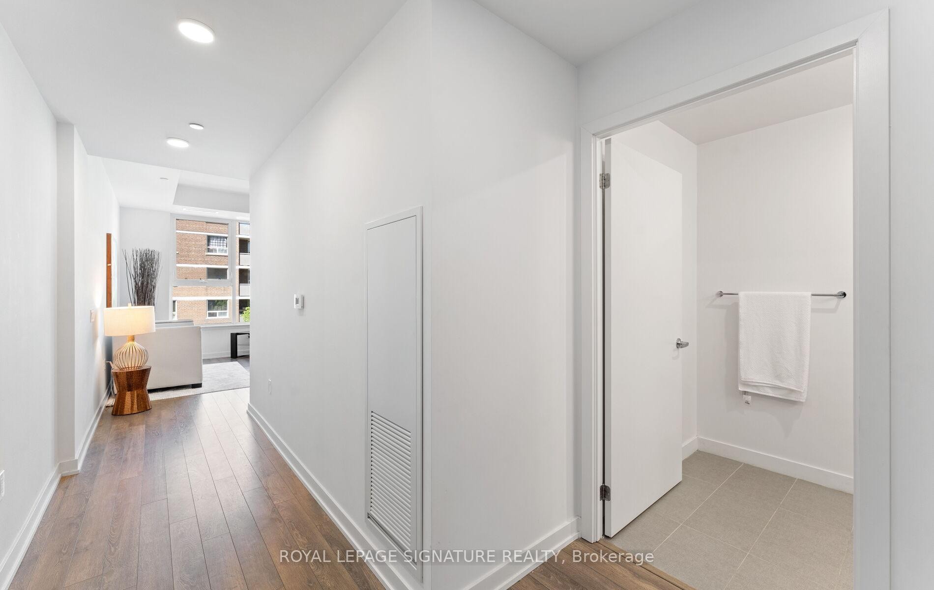 408-1 Cardiff Road, Toronto, ON - Indoor Photo Showing Other Room