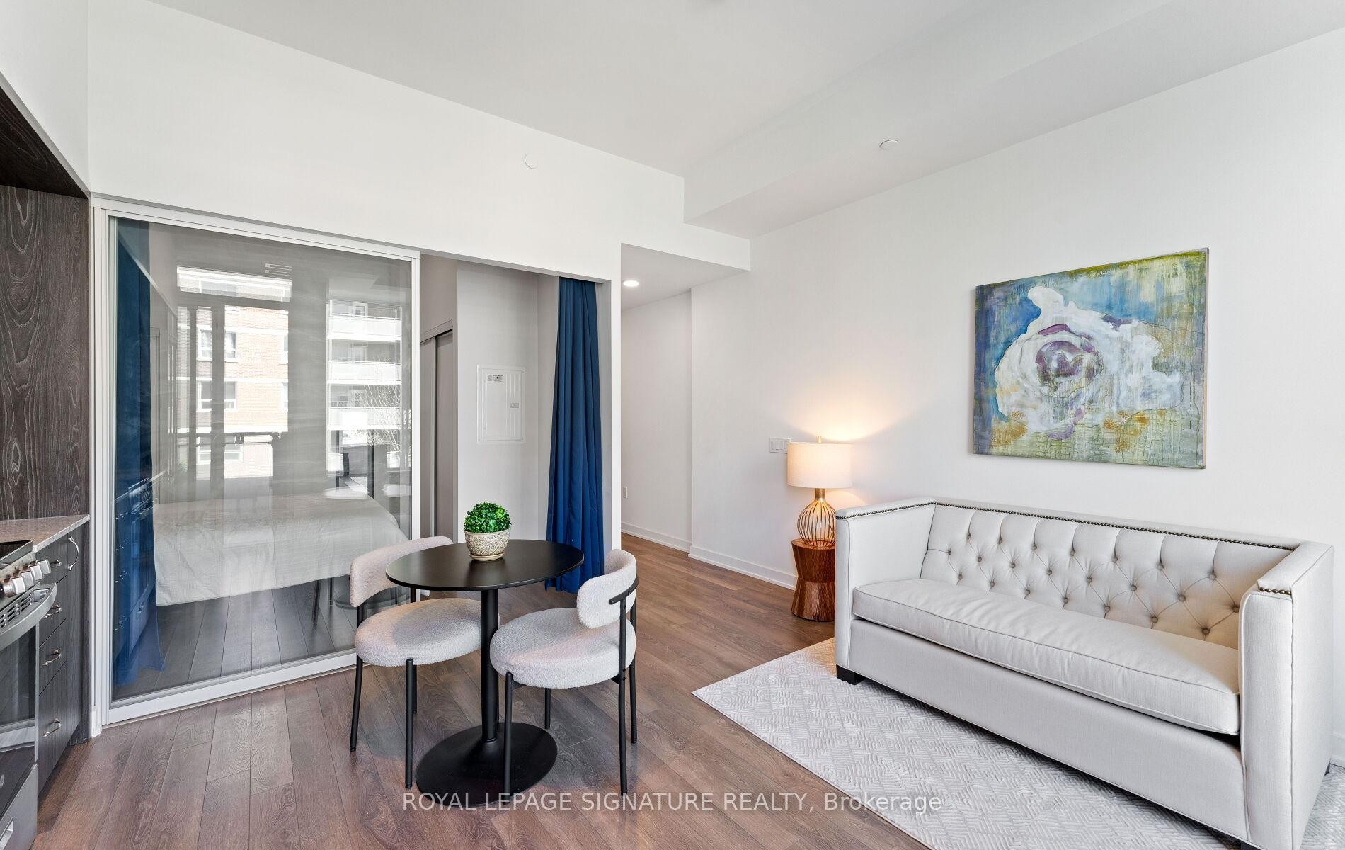 408-1 Cardiff Road, Toronto, ON - Indoor