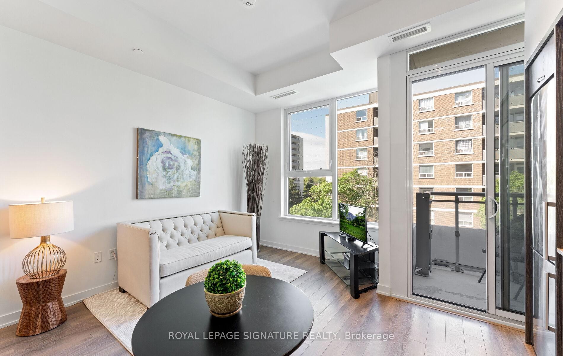 408-1 Cardiff Road, Toronto, ON - Indoor