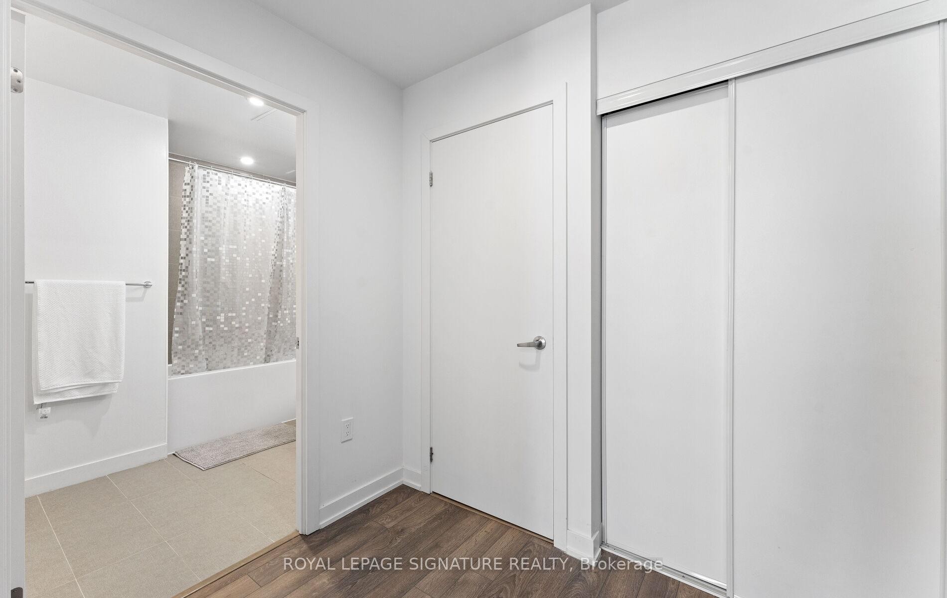 408-1 Cardiff Road, Toronto, ON - Indoor Photo Showing Other Room