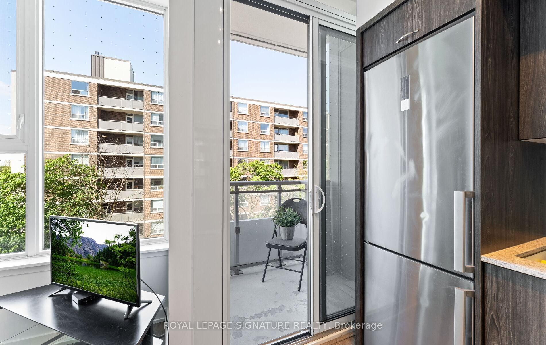 408-1 Cardiff Road, Toronto, ON - Indoor