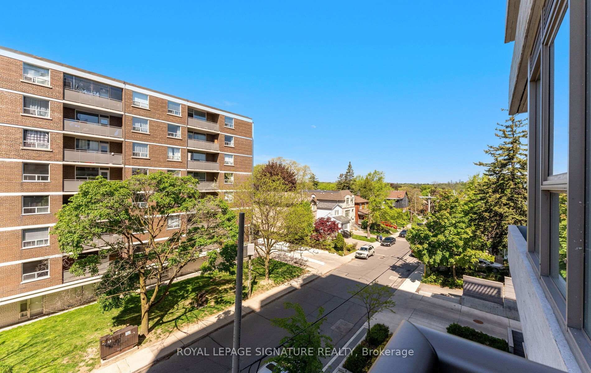 408-1 Cardiff Road, Toronto, ON - Outdoor