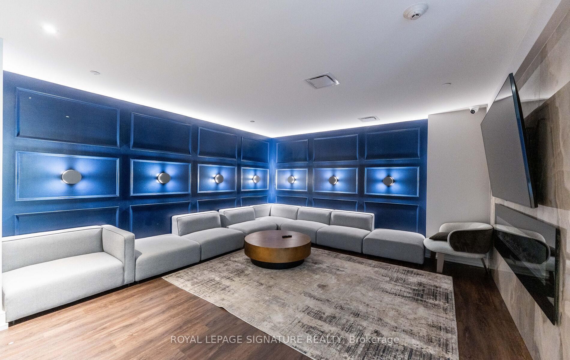 408-1 Cardiff Road, Toronto, ON - Indoor Photo Showing Other Room