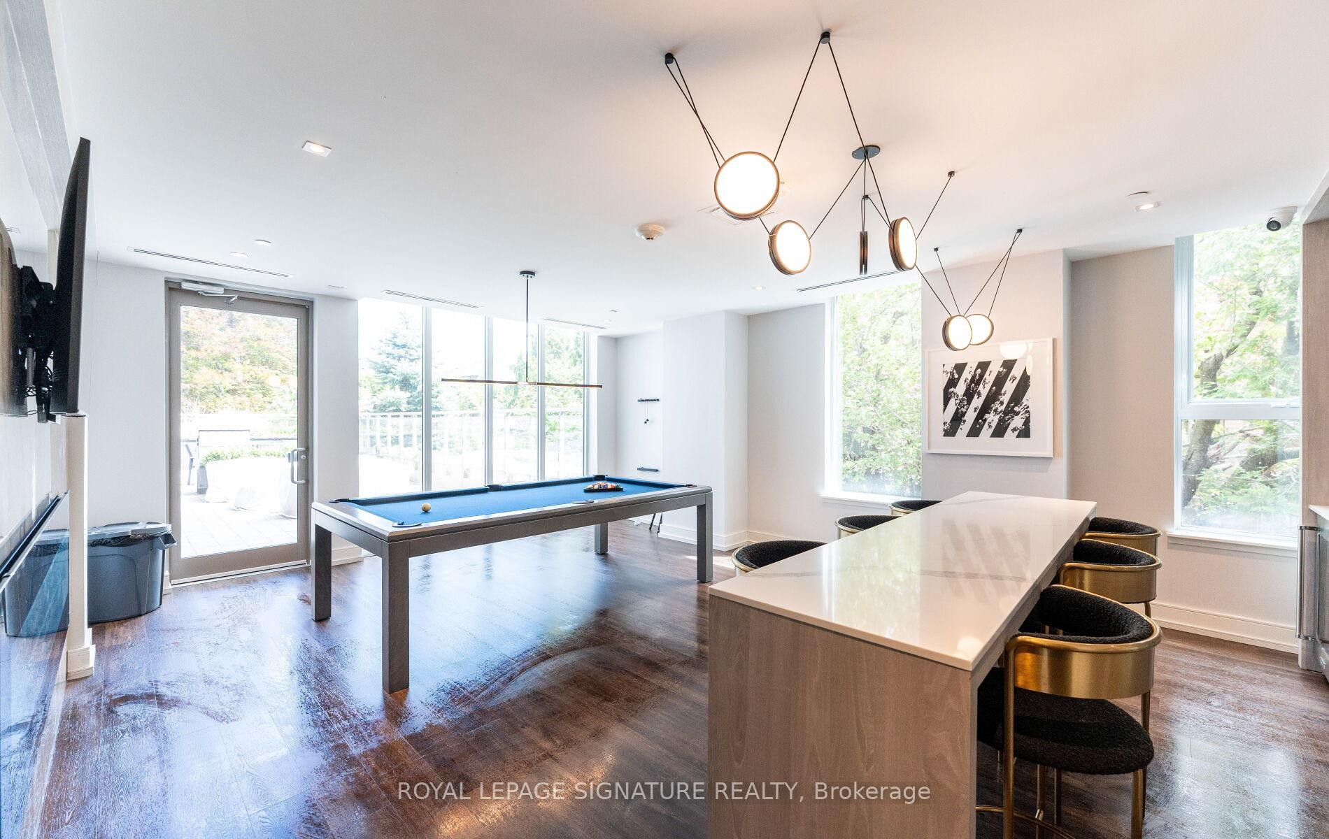 408-1 Cardiff Road, Toronto, ON - Indoor Photo Showing Other Room