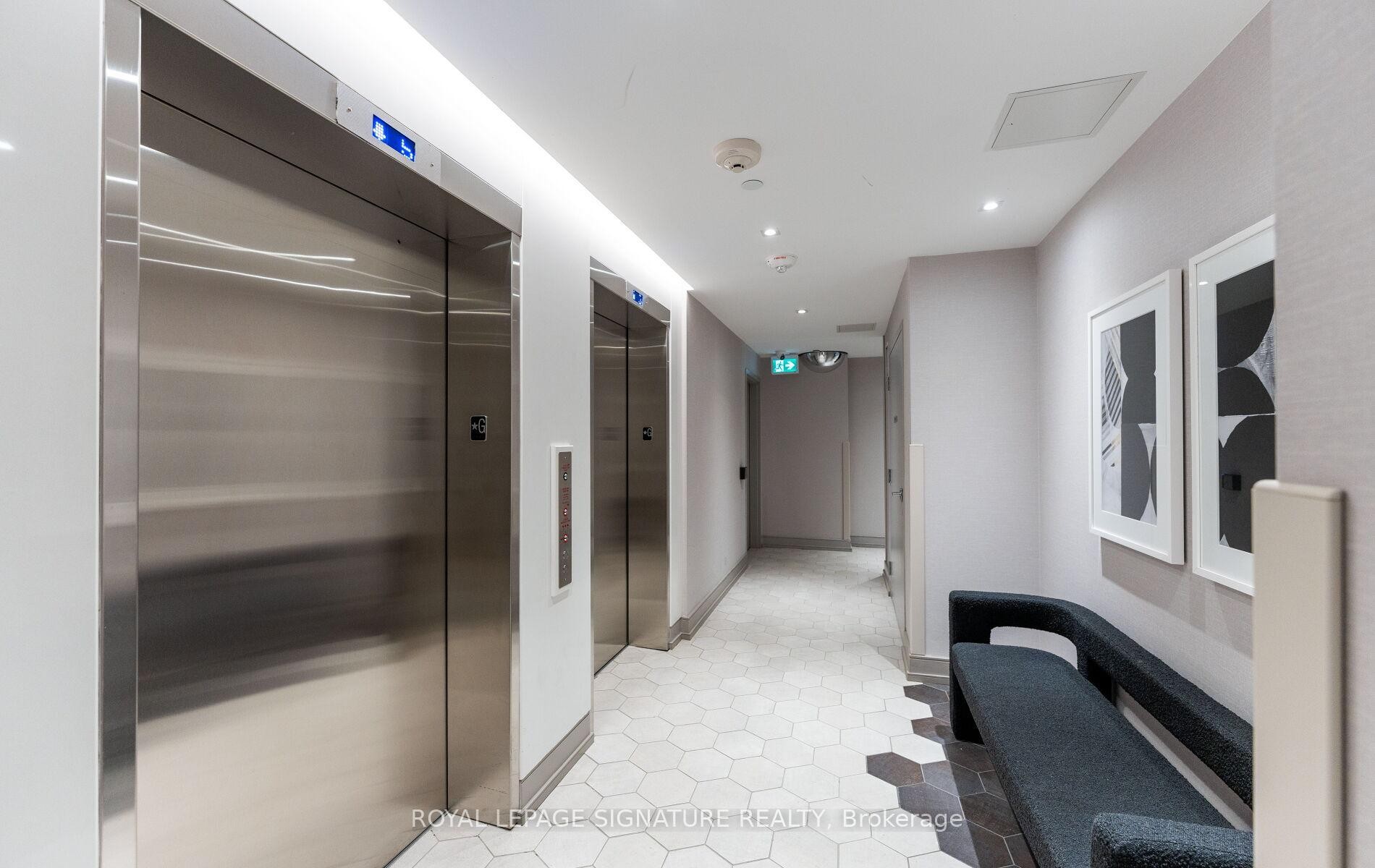 408-1 Cardiff Road, Toronto, ON - Indoor