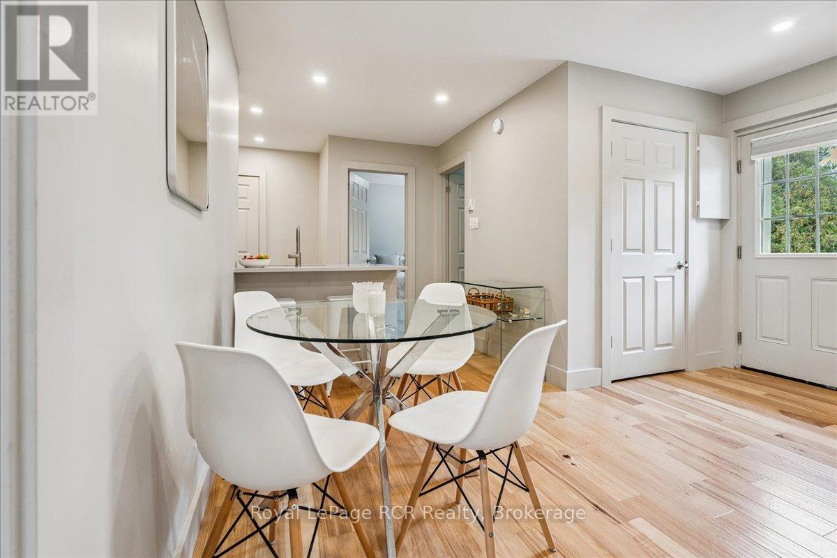 17 - 15 Dawson Drive, Collingwood, ON - Indoor Photo Showing Dining Room