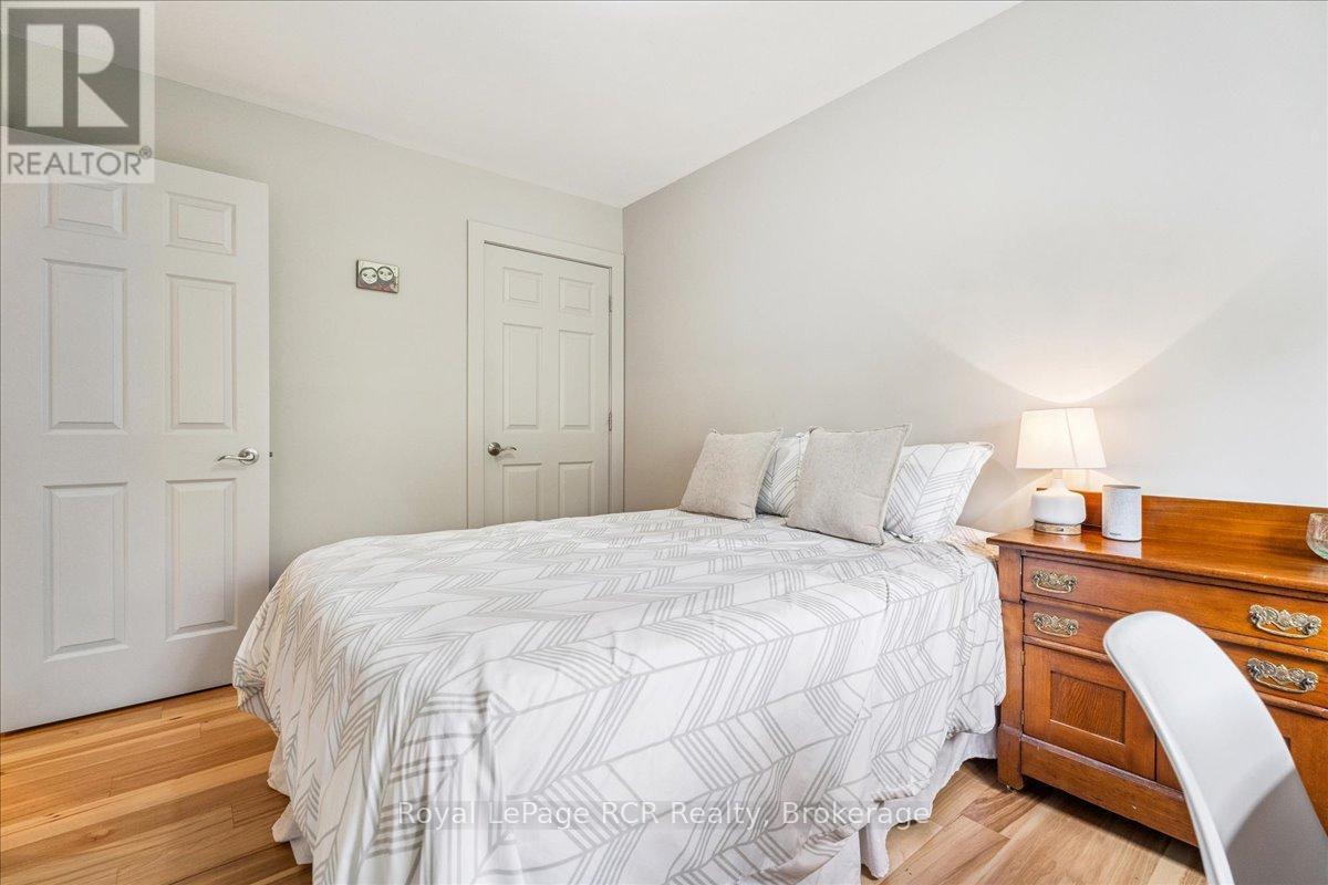 17 - 15 Dawson Drive, Collingwood, ON - Indoor Photo Showing Bedroom
